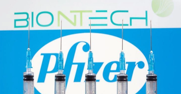 Pfizer is considering a third dose of the vaccine
